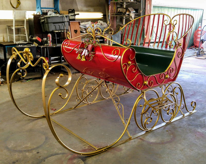 large-victorian-christmas-sleigh-luciana-12.jpg