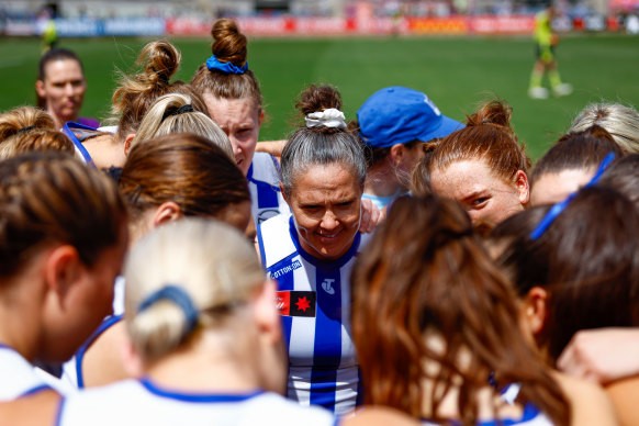 Emma Kearney addresses her playing group.