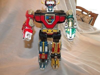 voltron-iii-deluxe-lion-set_1_1db094f941689a2254fb0bc9f3c25a69.jpg