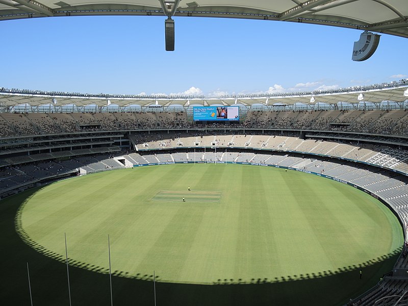 800px-E37_Perth_Stadium_Open_Day_089.JPG