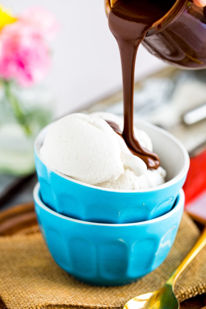 Coconut-Vanilla-Ice-Cream-Paleo-Vegan.jpg