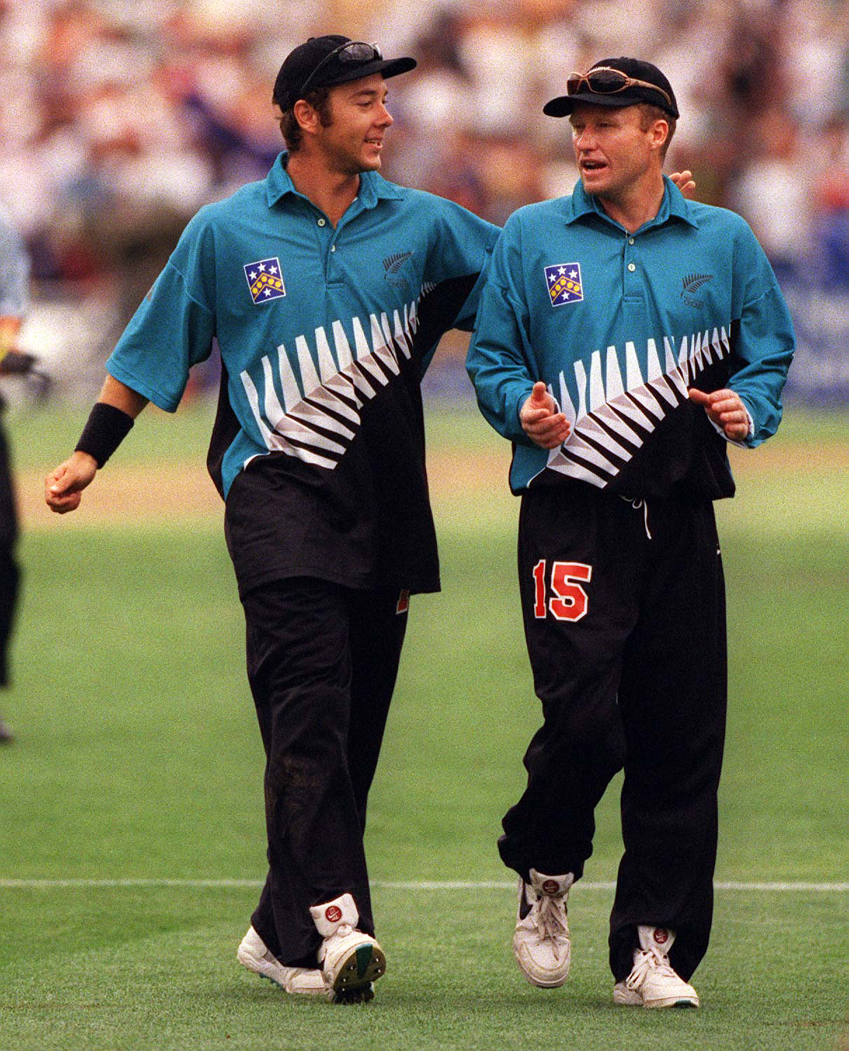 Nathan Astle and Mark Priest in the 1998 NZ ODI kit // Getty