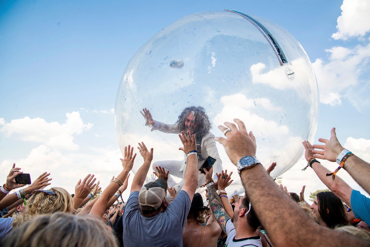 flaming-lips-all-bubble-concert.jpg